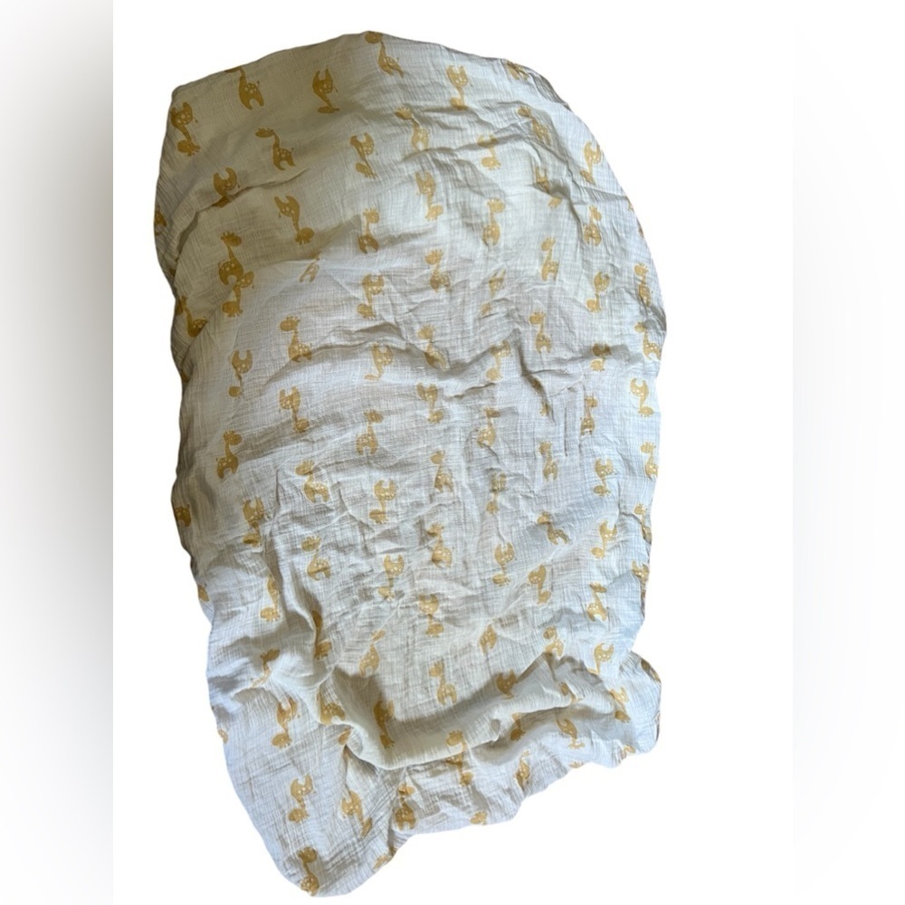 Aden & Anais giraffe print muslin fitted breathable cotton crib sheet